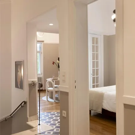 Acropolis Maisonette 3br 6ppl 15min Metro&museum * Athens
