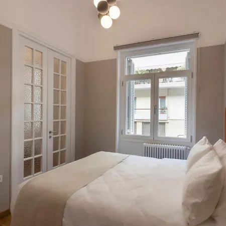 Acropolis Maisonette 3br 6ppl 15min Metro&museum * Athens